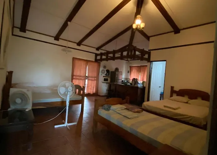 Tiquisia Lodge Curubande